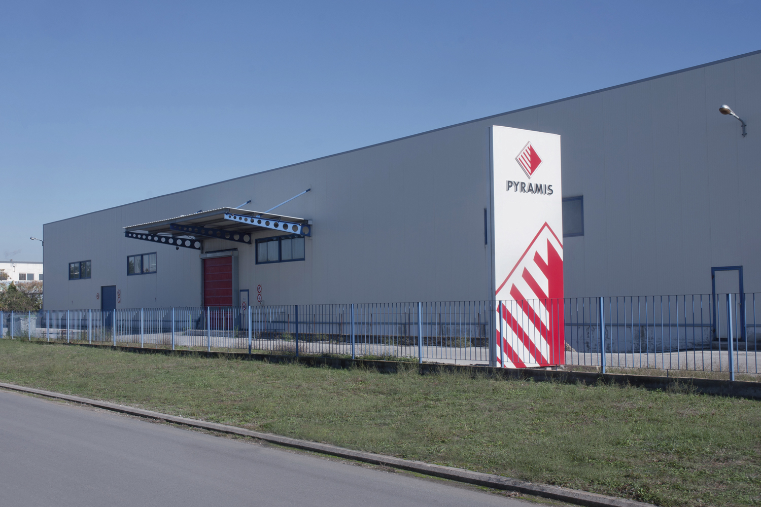 PYRAMIS establishes new production unit in Enofyta